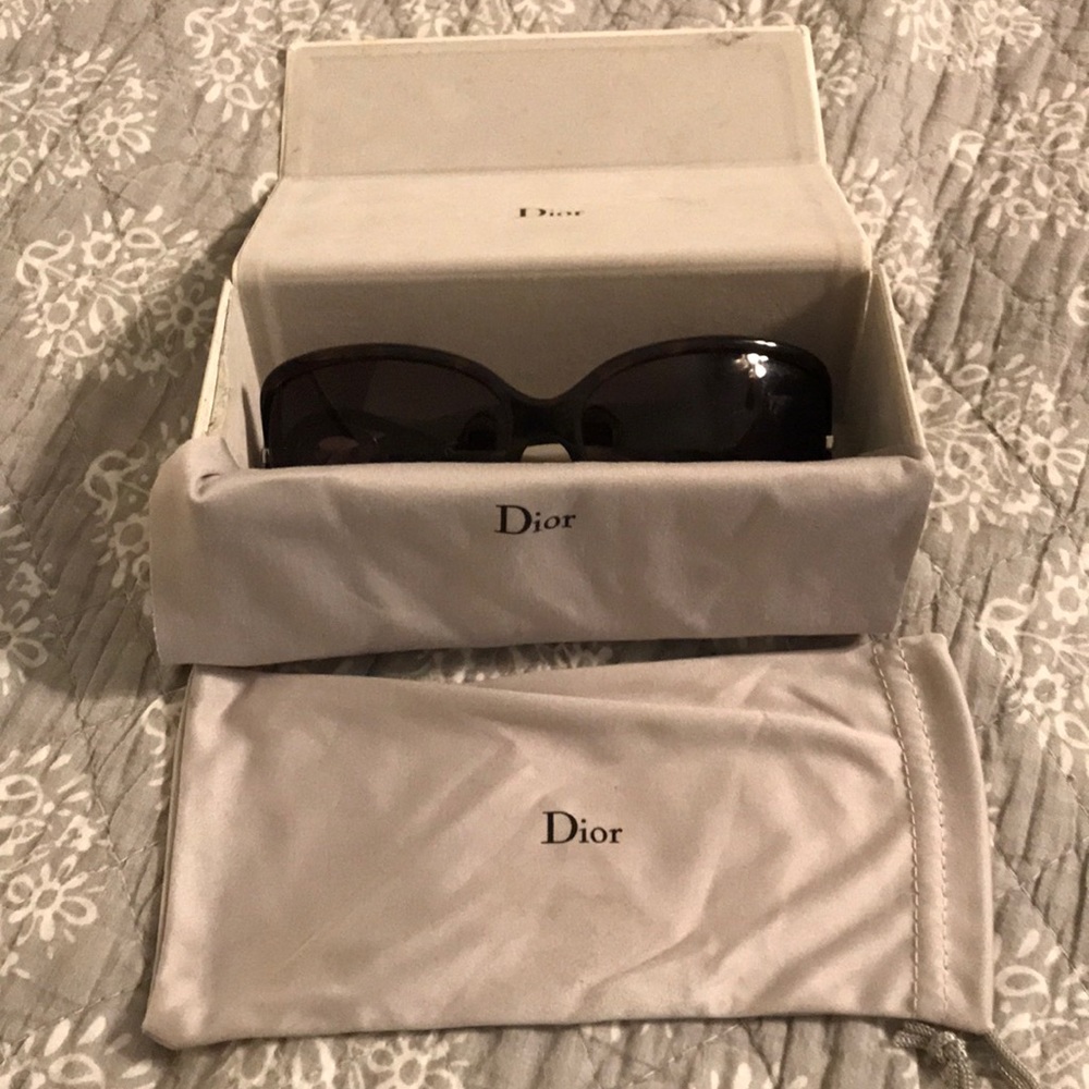 DIOR Oversized Sunglasses - Tortoise Shell